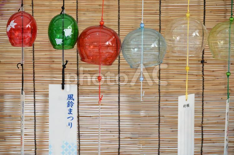 すだれと風鈴 風鈴,簾,すだれの写真素材