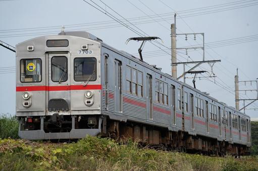 Yoro Railway 7700 series "Tokyu red stripe", JPG