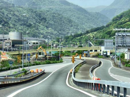 小田原厚木道路と箱根新道の合流地点 小田原厚木道路と箱根新道の合流地点 合流地点,小田原厚木道路,箱根新道の写真素材