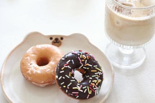 Cute donut snack time, JPG