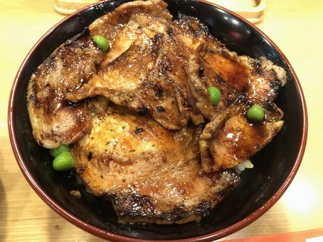 豚丼 豚丼 帯広,豚丼,北海道の写真素材