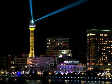 夜のみなと横浜 マリンタワー,ライトアップ,横浜の写真素材