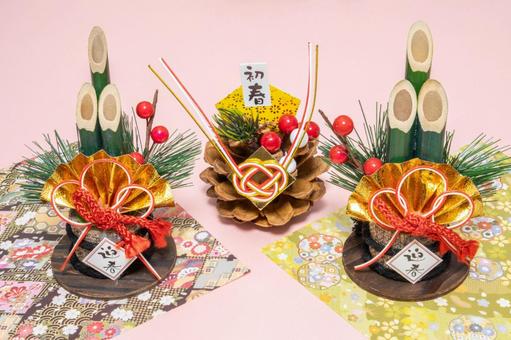 和風門松と初春飾りの華やかな正月素材 正月,迎春,新年の写真素材