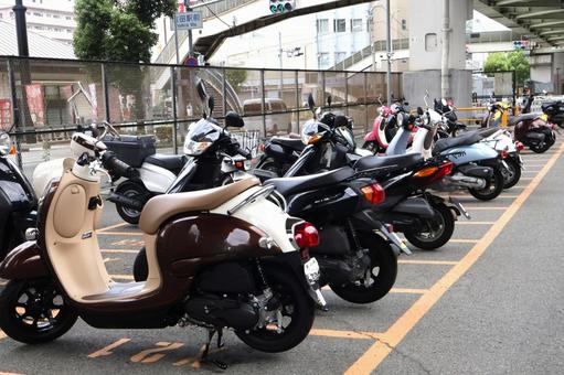 バイク専用駐車場（バイク駐車場）2 バイク駐車場,バイク専用駐車場,バイクの写真素材