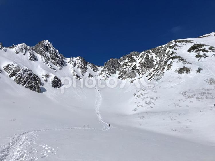雪の木曽駒ヶ岳へ登山3　千畳敷カール 木曽駒ヶ岳,千畳敷カール,登山の写真素材