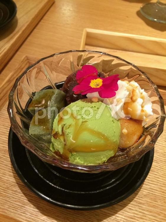 和風パフェ アイスクリーム,抹茶,生麩の写真素材