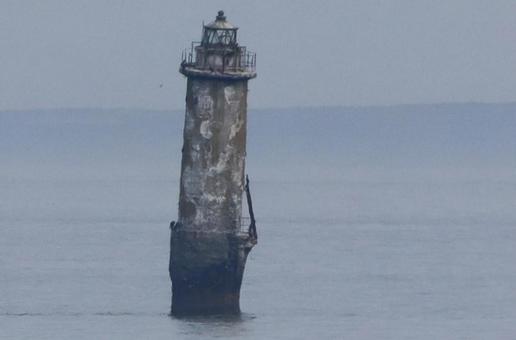 貝殻島灯台 貝殻島灯台の写真