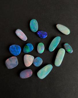 ダブレットオパールの写真