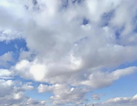 迫り来る雲 迫り来る雲の写真