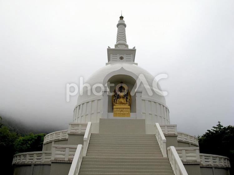 藻岩山の仏舎利塔（平和記念・札幌平和塔） 藻岩山,北海道,仏舎利塔の写真素材