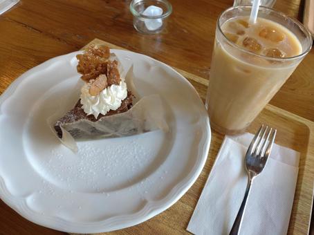 カフェ　ケーキ カフェ,ケーキ,紅茶の写真素材