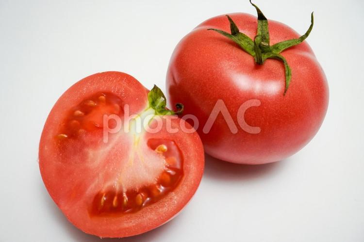 トマト（中玉）白背景　野菜 トマト,食材,白背景の写真素材