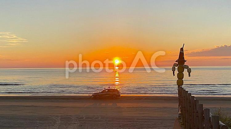 夕暮れの千里浜海岸　浜辺のドライブ：5 海,千里浜,きれいな海の写真素材
