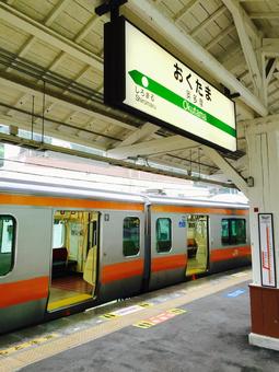 奥多摩駅のホーム 青梅線,東京,東京都の写真素材
