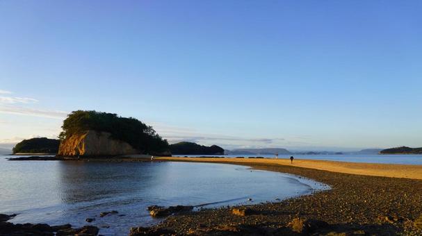 早朝のエンジェルロード・香川県小豆島 早朝のエンジェルロード・香川県小豆島 エンジェルロード,小豆島,香川県の写真素材
