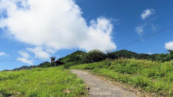 白馬五竜植物公園　夏の空 白馬五竜高山植物園,夏山,空の写真素材