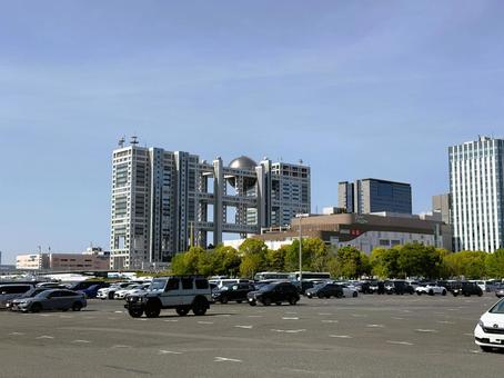 お台場の駐車場 駐車場,町並み,ビルの写真素材