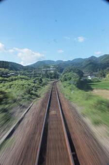 線路続くよどこまでも 線路続くよどこまでもの写真