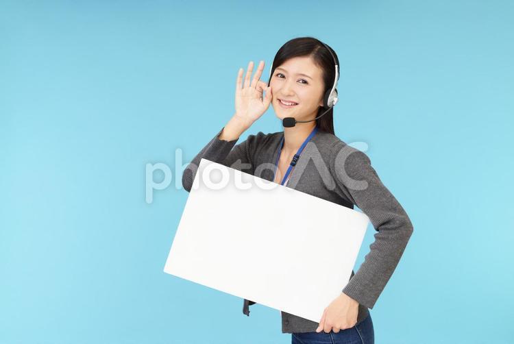 OKサインを出す笑顔のオペレーター 女性,オペレーター,女の写真素材