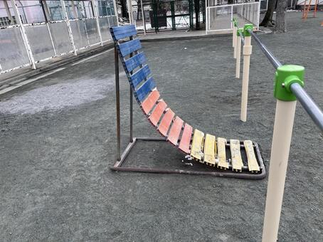 カラフルな逆上がり補助坂、補助板 逆上がり補助板,逆上がり補助器,補助板の写真素材