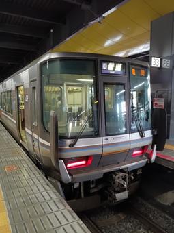 JR西日本 223系電車 JR西日本 223系電車 鉄道,jr,jr西日本の写真素材