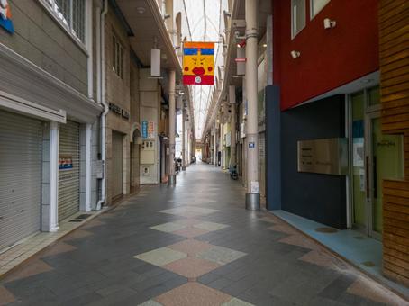 京都の伏見の納屋町商店街 京都の伏見の納屋町商店街の写真