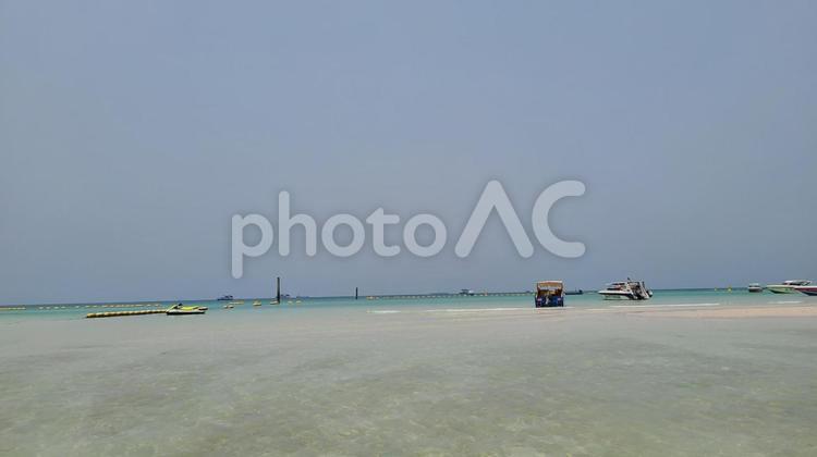 浅瀬の海 海,ビーチ,南国の写真素材