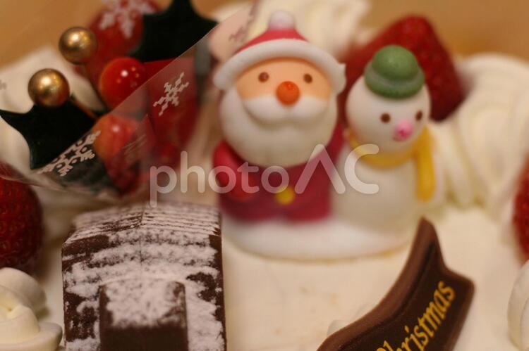 ケーキの上のクリスマス クリスマスケーキ,ケーキ,クリスマスの写真素材