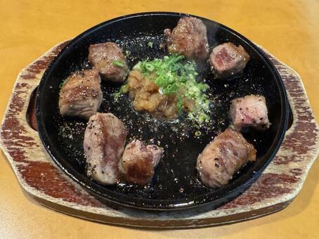 サイコロステーキ 牛サイコロステーキ,サイコロステーキ,ステーキの写真素材