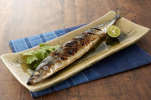 秋刀魚の塩焼き 秋刀魚の塩焼きの写真