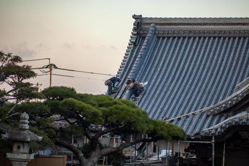 Homenji roof repair ❾, , # repair, hōnō-ji, JPG