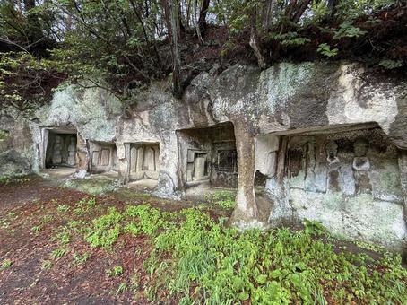 松島の雄島に向かう道の磨崖仏群 松島,雄島,磨崖仏の写真素材
