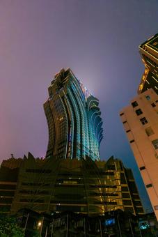 【マカオ】夜の街並み 【マカオ】夜の街並み マカオ,観光,夜景の写真素材