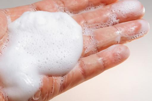 洗顔料の泡の写真
