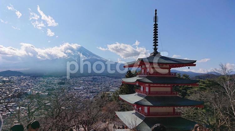 富士山と五重塔 富士山,五重の塔,新倉富士浅間神社の写真素材