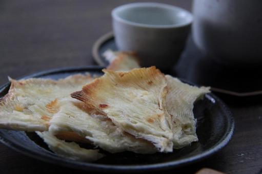 えいひれ 珍味の写真