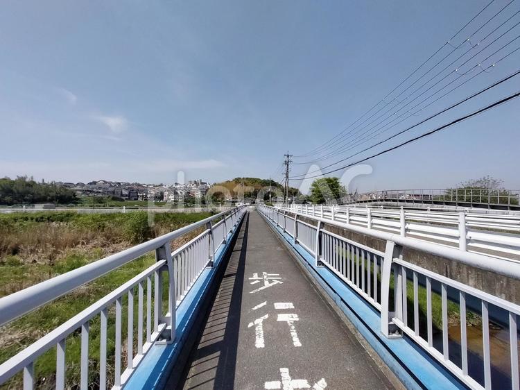 枚方市　藤田町の天の川にかかる橋 橋,ブリッジ,枚方の写真素材