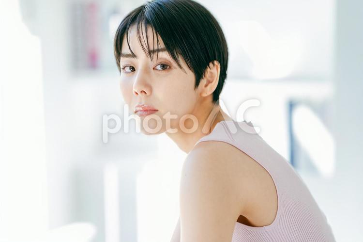 若い日本人女性の美容イメージ 若い女性,ビューティー,美容の写真素材