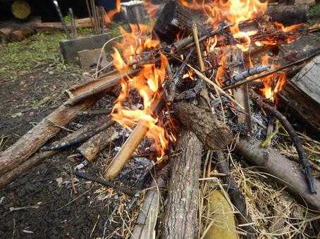 焚火70 焚き火,焚火,木材の写真素材