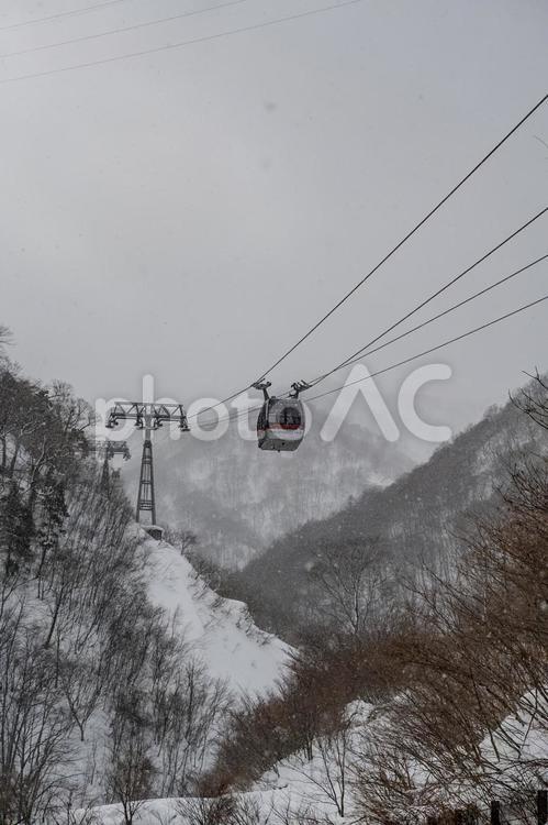 土合駅への道のり 雪,snow,銀世界の写真素材