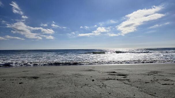 晴れた日の遠州灘 海,ビーチ,昼の写真素材