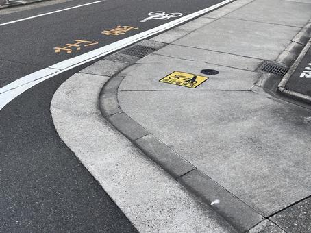 歩行者専用サインのある歩道 歩行者専用サインのある歩道 歩道,歩行者専用,サインの写真素材