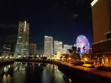 みなとみらいの夜景 みなとみらいの夜景の写真