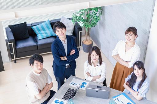 ライフスタイル 議論,働き方改革,男性の写真素材
