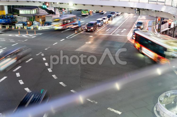 渋谷交差点 交通,自動車,車の写真素材
