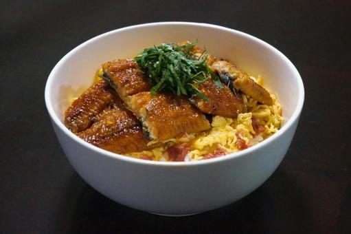 うな丼 うな丼,うなぎ丼,鰻丼の写真素材