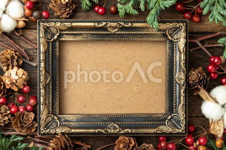 クリスマスの木目背景とフレーム クリスマス,木目,クリスマスイメージの写真素材