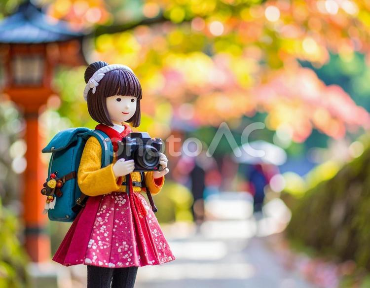 秋を旅する人形 秋,日本,旅の写真素材