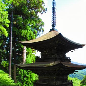 長野県-大法寺-国宝-三重塔-近景 長野県-大法寺-国宝-三重塔-近景 大法寺,寺,一乗山の写真素材