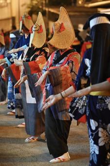 《西馬音内盆踊り》秋田県雄勝郡羽後町 西馬音内盆踊り,西馬音内の盆踊り,羽後町の写真素材
